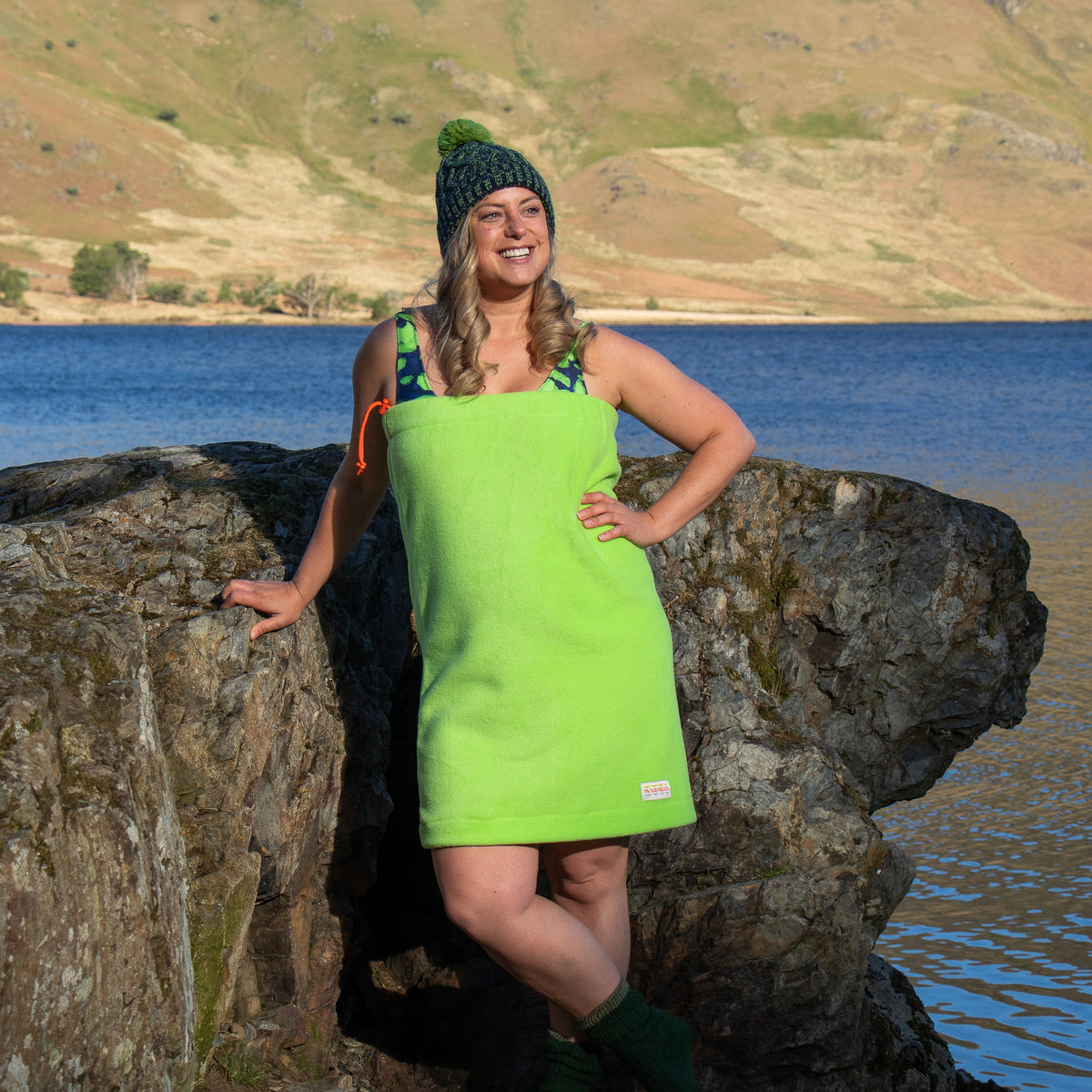 Cable Knit Bobble Hat - Green & Marine